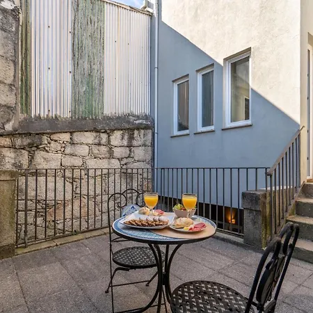 Host Wise - Sweet Bright Flats - Center * Oporto