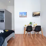 Host Wise - Sweet Bright Flats - Center Apartment Porto