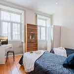 Host Wise - Sweet Bright Flats - Center Porto