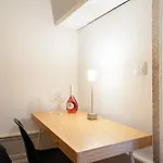 Host Wise - Sweet Bright Flats - Center * Porto