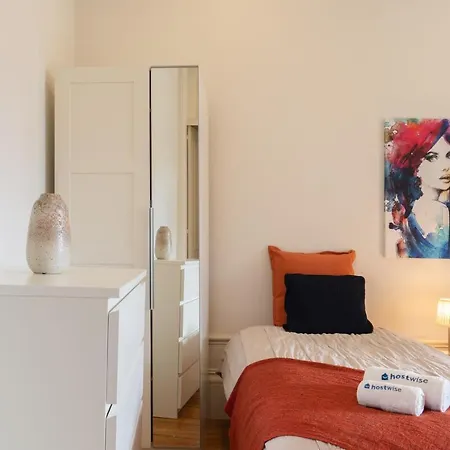 Host Wise - Sweet Bright Flats - Center Apartment *