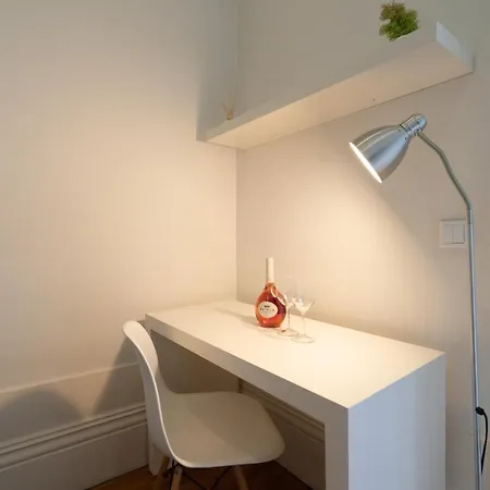 Host Wise - Sweet Bright Flats - Center * Porto