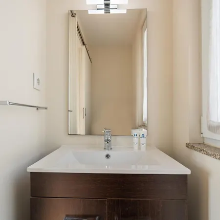 Host Wise - Sweet Bright Flats - Center Apartment Porto