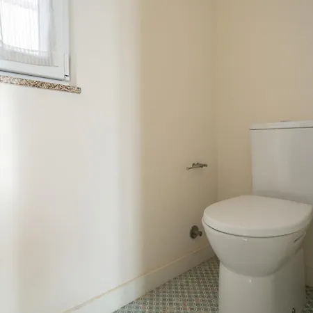 Host Wise - Sweet Bright Flats - Center Apartment *