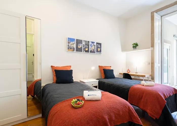 Host Wise - Sweet Bright Flats - Center *